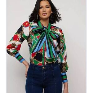 New York & Co Chain Print  Bow Front Top